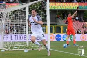 Ascoli Calcio - Picchio alla volata finale: Carrera pu&ograve; contare su un Botteghin in pi&ugrave;