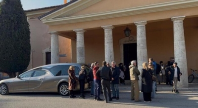 Morti in tenda ad Ascoli Piceno, celebrati i funerali della 29enne che era incinta