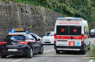 Tragico incidente lungo l'Ascoli-Mare, due i feriti gravi