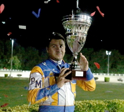 Sulla pista del “San Paolo” l’omaggio ai giganti del Basket