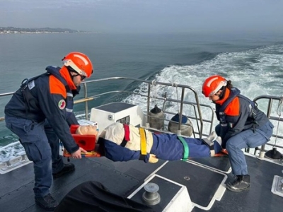 Esercitazione simula collisione con la piattaforma petrolifera di Porto Sant'Elpidio