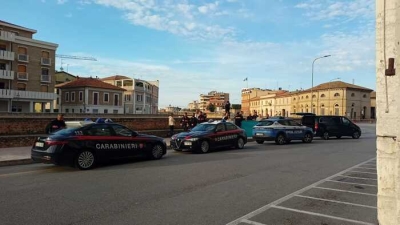 Cadavere nel fiume a Senigallia, in corso l'identificazione