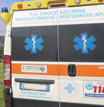 Ennesimo incidente in cantiere, operaio cade da tre metri d'altezza