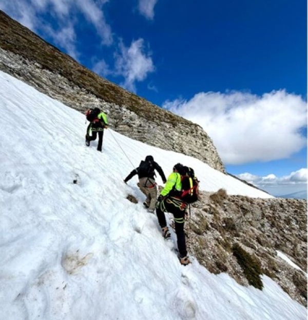 Due escursionisti bloccati sul monte Sibilla, intervento del Soccorso Alpino