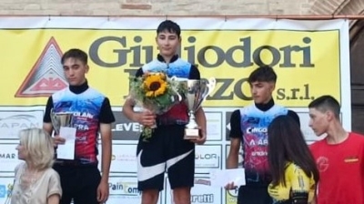 Monopolio dello Zero Cycling Team sulle strade maceratesi di Montecassiano