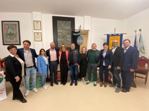 Castorano: Rossana Cicconi presenta la sua lista. Il Sindaco Fanesi tra i candidati