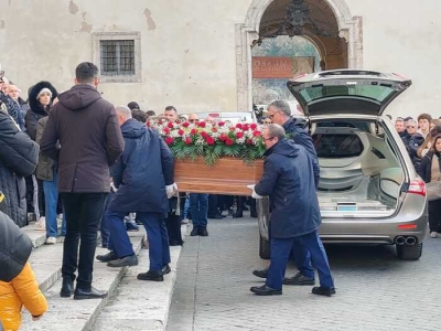 Ad Ascoli Piceno in migliaia al funerale di Pasquale Allevi