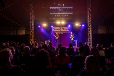 Inizia la ricerca del Clown Factor nella Città del Sorriso, in attesa della grande kermesse finale