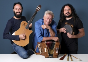 Nuovo appuntamento con il Festival dell&rsquo;Appennino inclusivo di natura 2024 Domenica 25 agosto con &ldquo;Tutte le strade portano&hellip; ad Osoli&rdquo; con Riccardo  Tesi &ndash; Elastic Trio ad Osoli di Roccafluvione (AP)