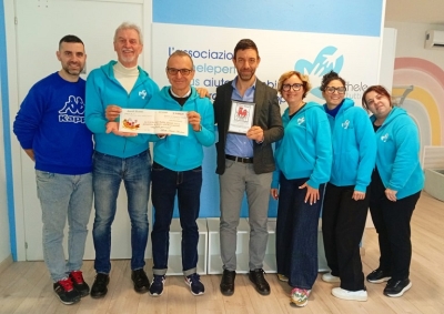 Consegnato l’assegno di 3.454€ all’Associazione michelepertutti