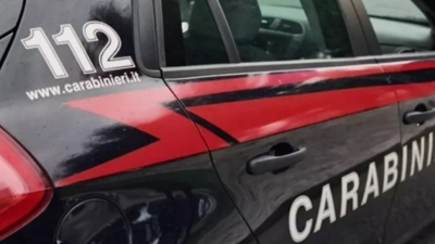 Travolto e ucciso dall'auto che ha parcheggiato: deceduto pensionato di Castelli