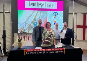 SUCCESSO DI PUBBLICO PER LA PRESENTAZIONE A LERICI DEL LIBRO &ldquo;LA STORIA, LE STORIE. RACCONTI ED IMMAGINI DELL&rsquo;EMIGRAZIONE MARINARA SAMBENEDETTESE NEL GOLFO DELLA SPEZIA&rdquo;