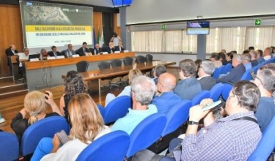 PRESENTATI GLI STUDI SULLA VALLATA DEL MISA: DALLA TRAGEDIA DELL’ALLUVIONE ALLA SICUREZZA IDRAULICA