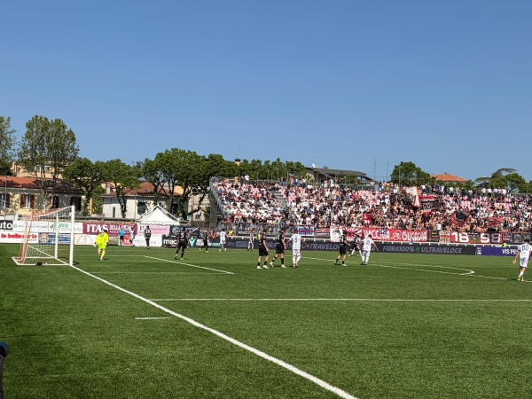 Samb, sei magica! I rossobl&ugrave; salvi al 99'