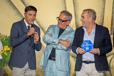 Fashion Mood CNA, talento e sostenibilità brillano alla Palazzina Azzurra