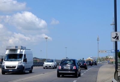 Automobilista ricorre in Prefettura contro multa autovelox, sanzione annullata