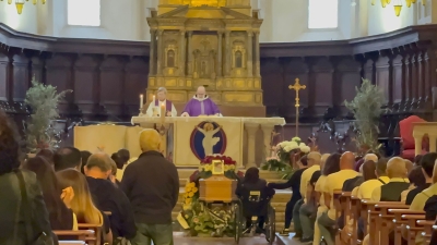 Ascoli Piceno - Lacrime e dolore al funerale di Niko Tacconi, il barbiere ucciso a Porta Solestà