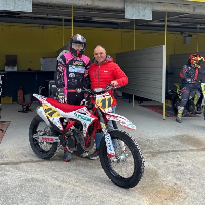 LONIGO APRE LA STAGIONE FLAT-TRACK 2025: IL VFR RACING AL VIA CON QUATTRO PILOTI