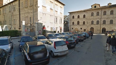 Ascoli Piceno - Tariffe dei parcheggi dimezzate, regalo di Natale per gli automobilisti