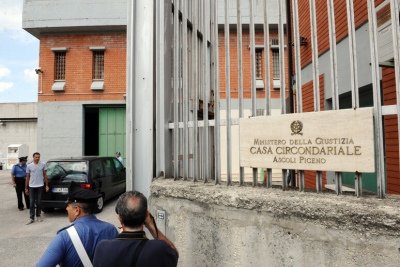 Ascoli Piceno - Ancora violenza in carcere: detenuto colpito al volto con un fornello