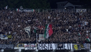 Ascoli Calcio - Cori dei tifosi, 800 euro di multa alla societ&agrave; bianconera