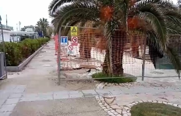 COMUNICAZIONI IN MERITO AGLI ACCESSI ALLE CONCESSIONI LATO PASSEGGIATA OGGETTO DI RIQUALIFICAZIONE &ndash; LUNGOMARE DA VIA POLA A VIA TEDESCHI LATO EST