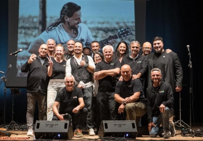 Una standing ovation per Bertoli