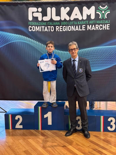 Il Master Karate Offida brilla alla prima tappa del Trofeo Marche