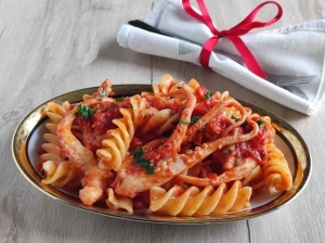 La Cantina, men&ugrave; della settimana e concerto