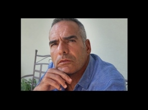 L'allenatore muore per un malore davanti ai giocatori, choc nel Maceratese