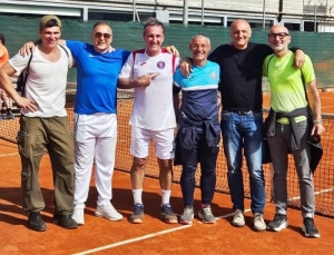 Il Circolo Tennis Montanari di Porto d&rsquo;Ascoli vince la finale regionale Over 55 maschile disputatasi al CT Donzelli di Lido di Fermo