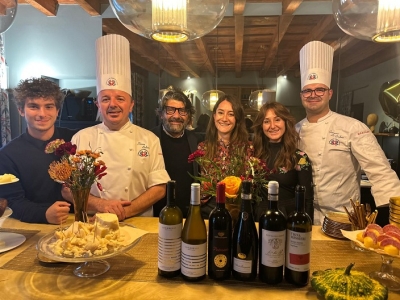 DA OGGI AL 10 OTTOBRE LA VENDEMMIA DI VIA DELLA SPIGA A MILANO CON I VINI MARCHIGIANI