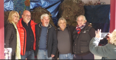 Il presidente Vittorio Massi in visita al presepe dello chalet Stella Marina