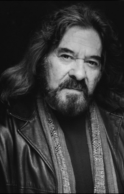 “Impronte” di Lance Henson: il famoso poeta Cheyenne, più volte ospite a San Benedetto del Tronto, celebra i suoi ottanta anni da guerriero