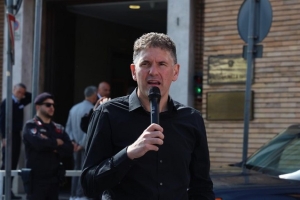 Sanit&agrave;, Giuliano (UGL): "La Regione Puglia svilisce la professione infermieristica e scarica le emergenze delle RSA sugli OSS. Decisione inaccettabile"