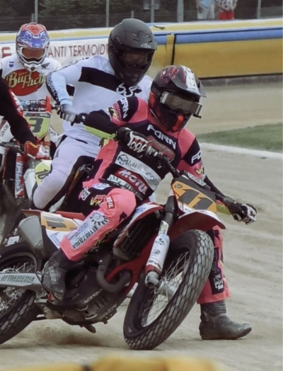 IL VFR RACING HA INIZIATO LA STAGIONE MONDIALE FLAT-TRACK CON GIACOMO BOSSETTI A TERENZANO