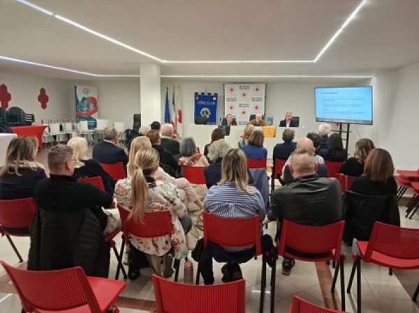 Riflettori su giovani e digitale