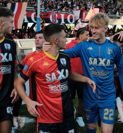 Dopo la 5^ giornata il Chieti sale momentaneamente al comando della classifica del girone F di Serie D