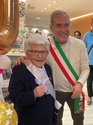Compie 100 anni Lisa Fanesi