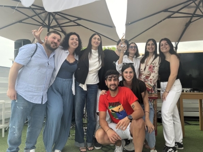 Pranzo karaoke di beneficenza 