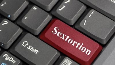 Tentata estorsione con video erotici, denunciata una ragazza