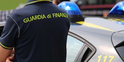 Guardia di Finanza arresta un uomo in Val Vibrata per possesso di droga