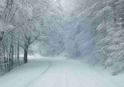 Neve in Appennino Marche, domani stazioni sciistiche aperte