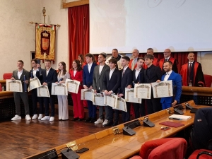Ascoli Piceno - Momento d'oro per l'Universit&agrave; picena: prime lauree in fisioterapia