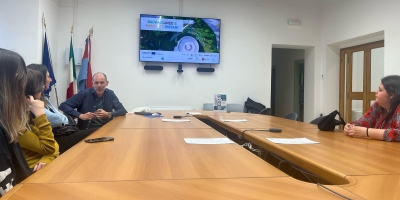 Montalto delle Marche, il paese rinasce grazie alle idee dei giovani: “Sondaggio online per il nuovo spazio ricreativo”