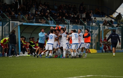 L'Azzurra Mariner piega di forza il Grottammare distanziandosi di soli due punti dalla capolista Aurora Treia