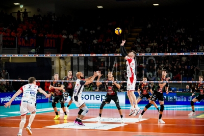 Il derby tra Lube e Yuasa Battery sorride ai cucinieri