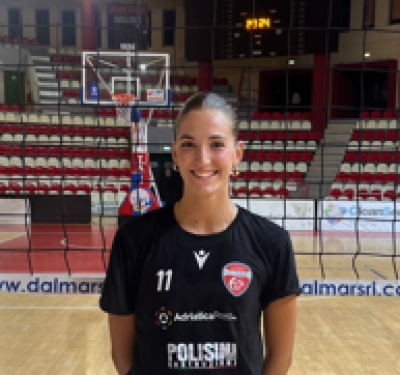 La schiacciatrice pescarese Agnese Angeloni entra nella compagine della Futura Volley