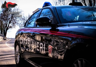 Ruba il monopattino e aggredisce il proprietario, arrestato