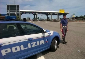 Controlli in A14 nel Fermano, quattro patenti ritirate